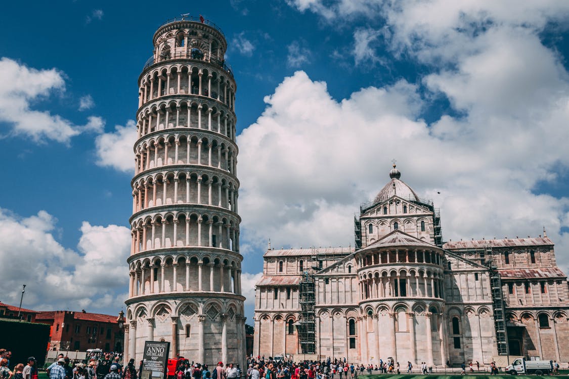 pontos turísticos da Itália - torre de pisa 