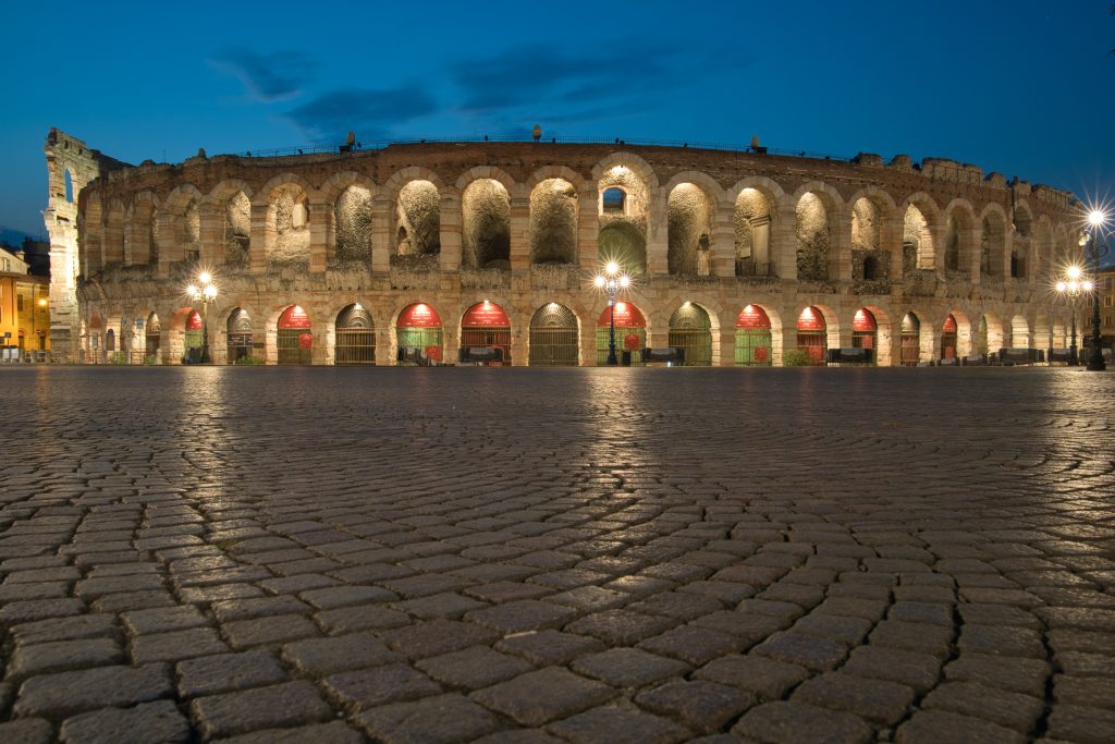 Pontos Turísticos da Itália: Arena de Verona 