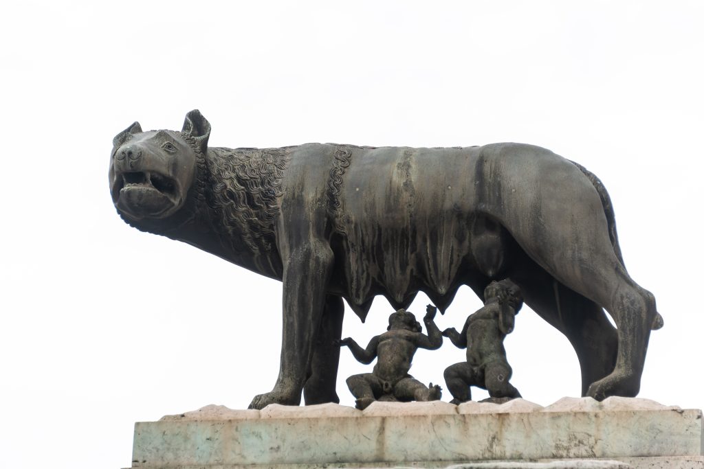 O que fazer em Roma: Luperca, estátua de bronze em homenagem a Rômulo e Remo. 